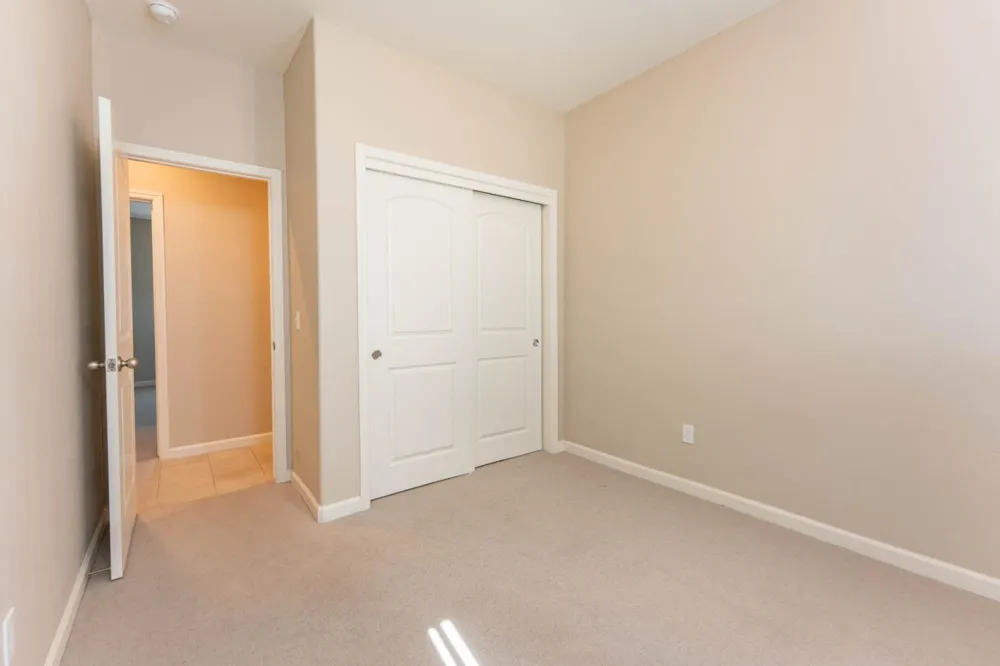 4005 S Fontana Visalia, CA 93277