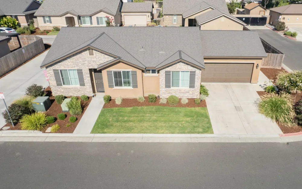 4005 S Fontana Visalia, CA 93277