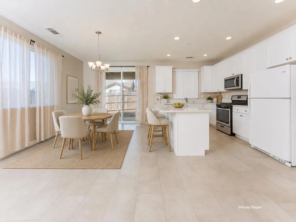 4005 S Fontana Visalia, CA 93277