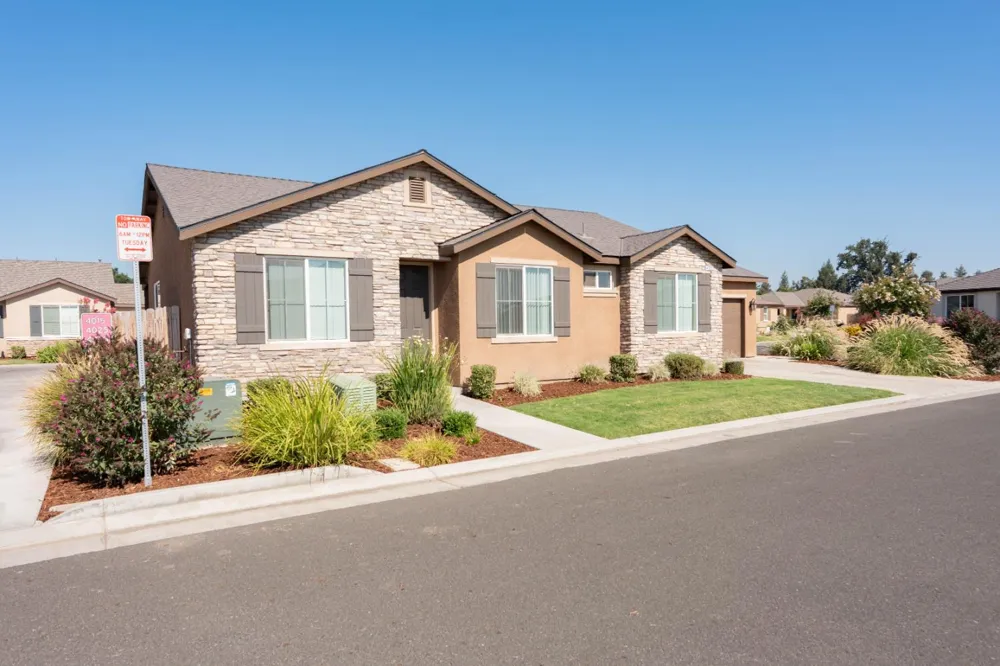 4005 S Fontana Visalia, CA 93277