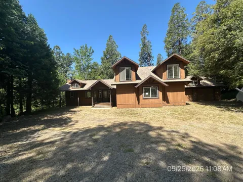 60160 Cascadel Drive
