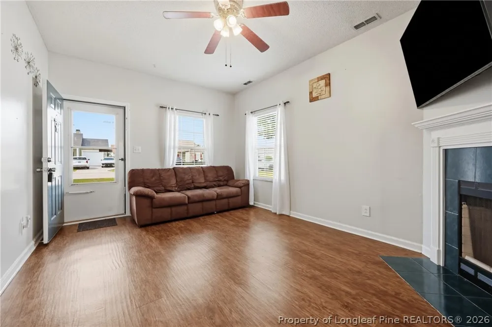 3827 Goforth Drive Hope Mills, NC 28348