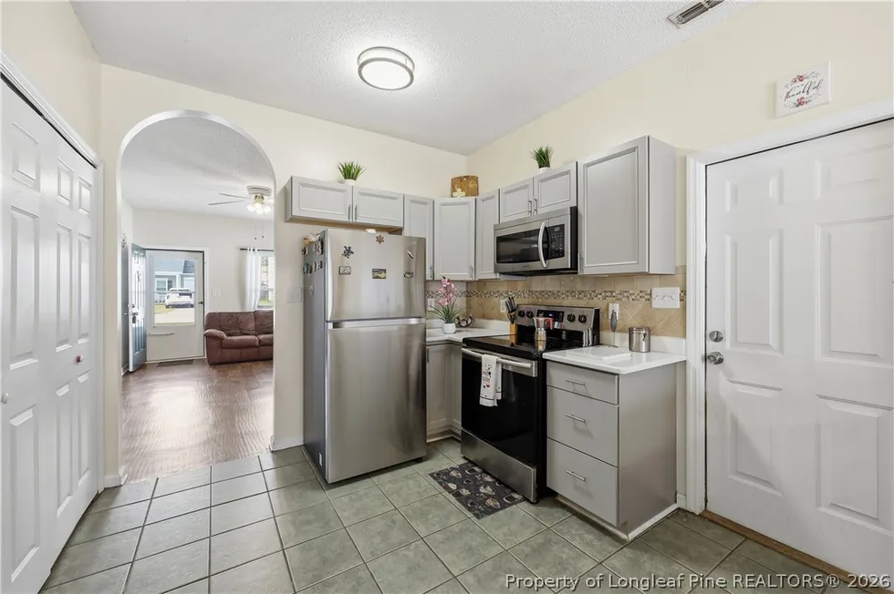 3827 Goforth Drive Hope Mills, NC 28348