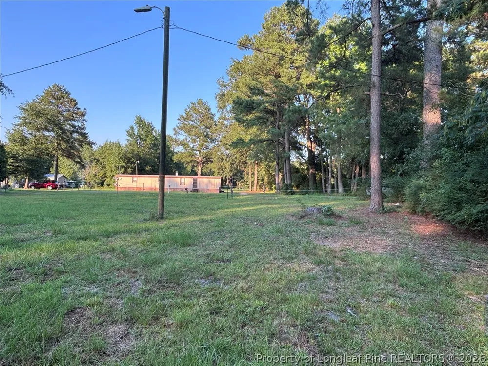 595 Shaw Road St Pauls, NC 28384