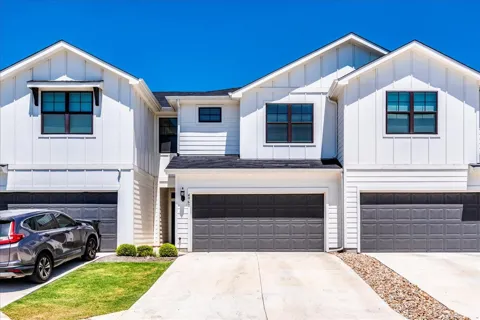 496 Fieldwood Drive #B