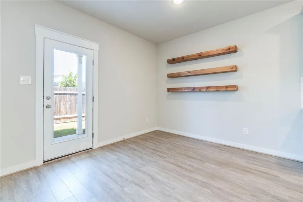 496 Fieldwood Drive #B Buda, TX 78610
