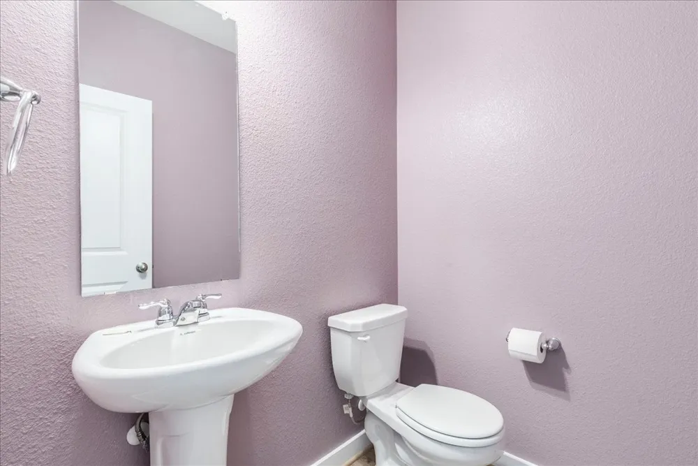 496 Fieldwood Drive #B Buda, TX 78610