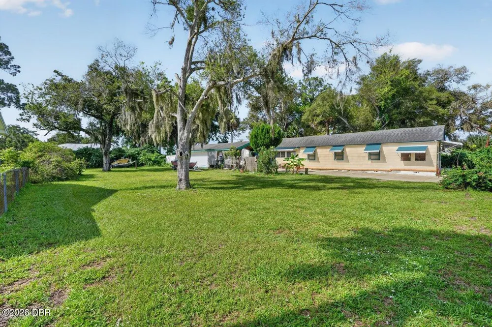 114 E Park Avenue Edgewater, FL 32132