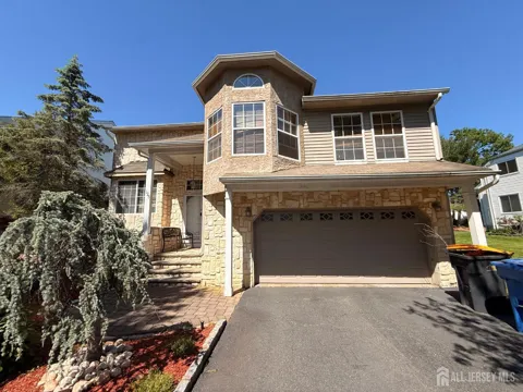 125 wainwright Drive