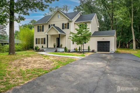 290 Fresh Ponds Road
