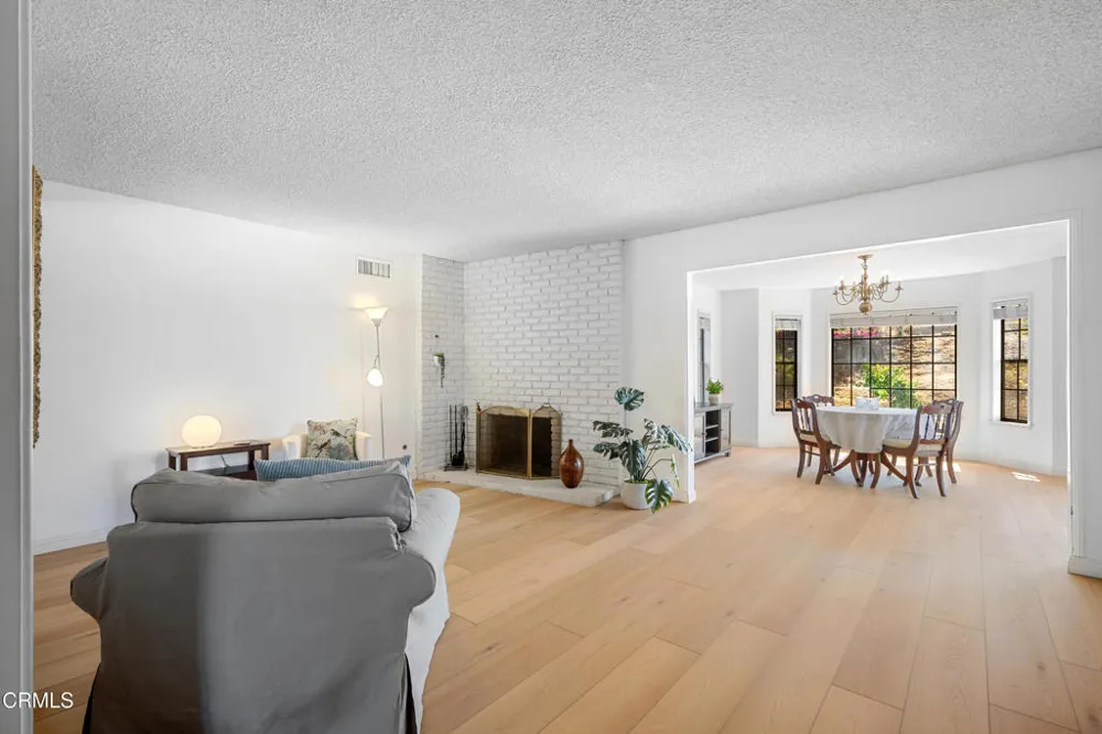 6954 Canterwood Road La Verne, CA 91750