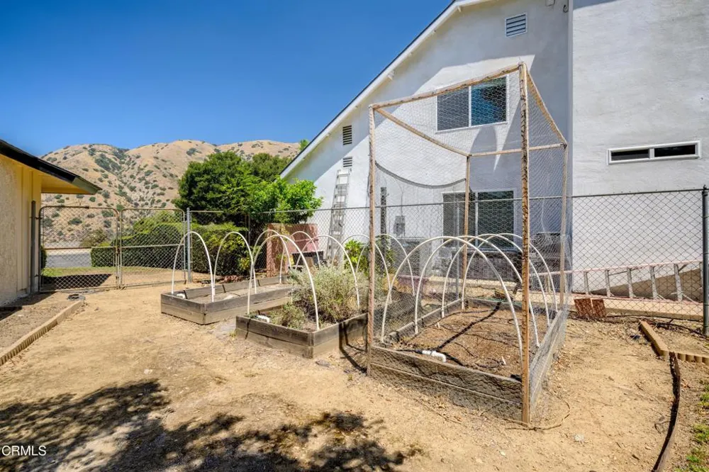 6954 Canterwood Road La Verne, CA 91750