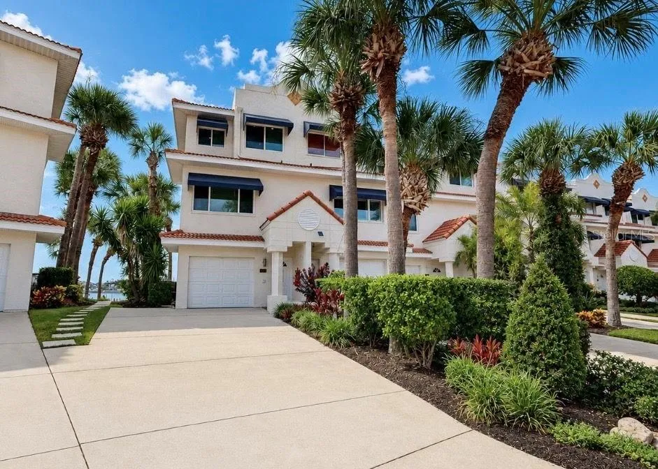 4639 MIRABELLA COURT St Pete Beach, FL 33706