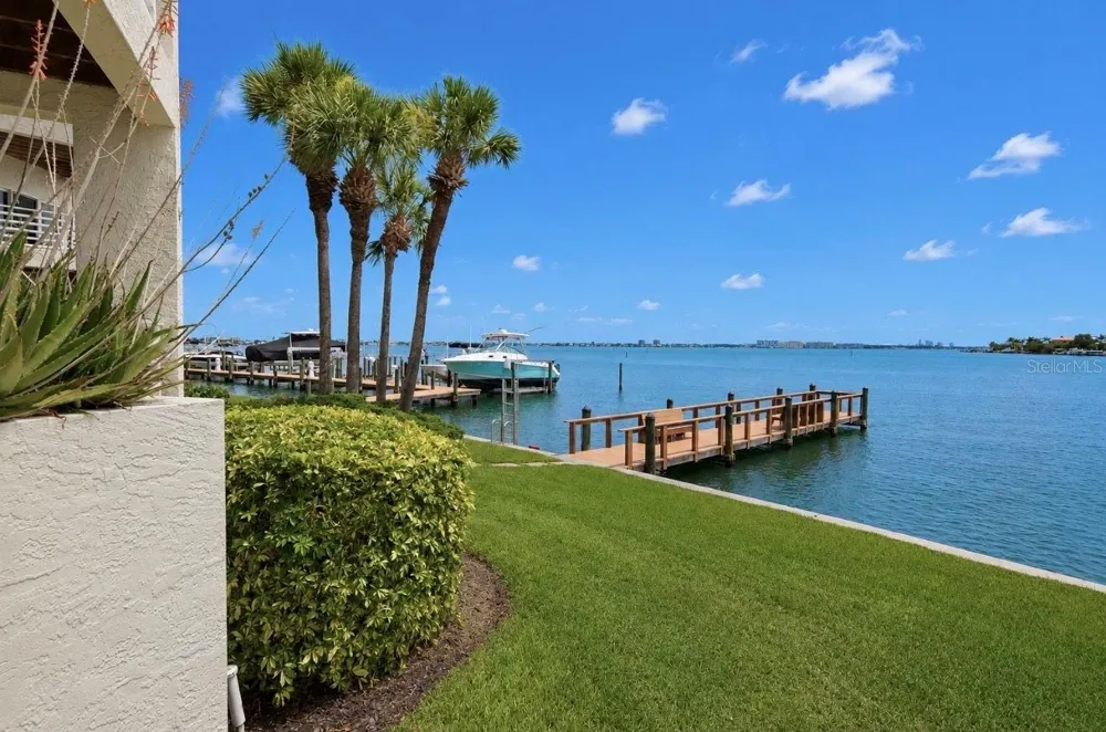 4639 MIRABELLA COURT St Pete Beach, FL 33706
