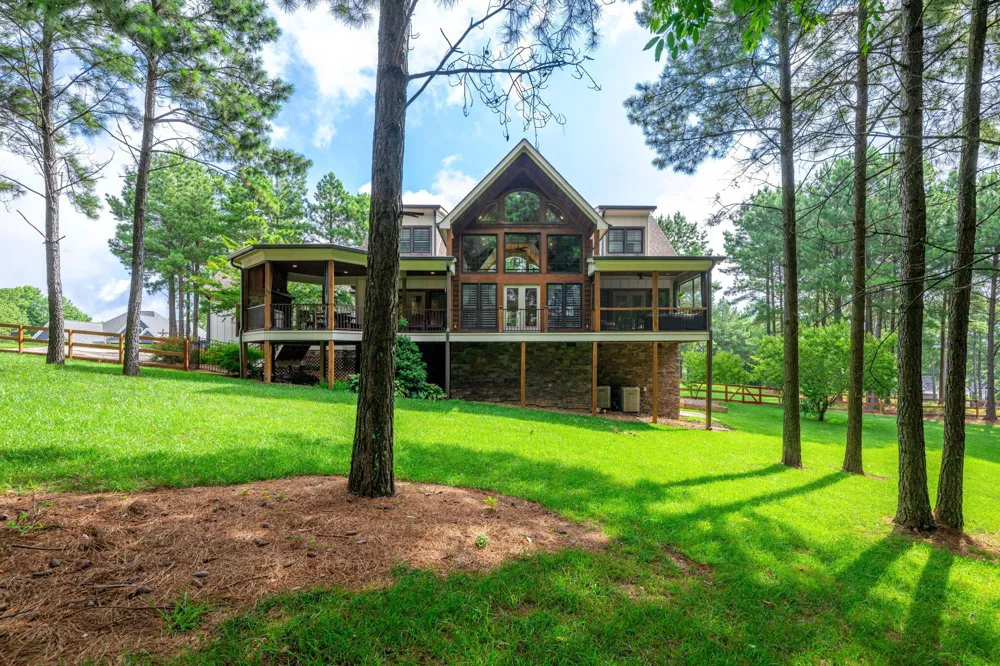 365 Lookout View Drive Jasper, TN 37347