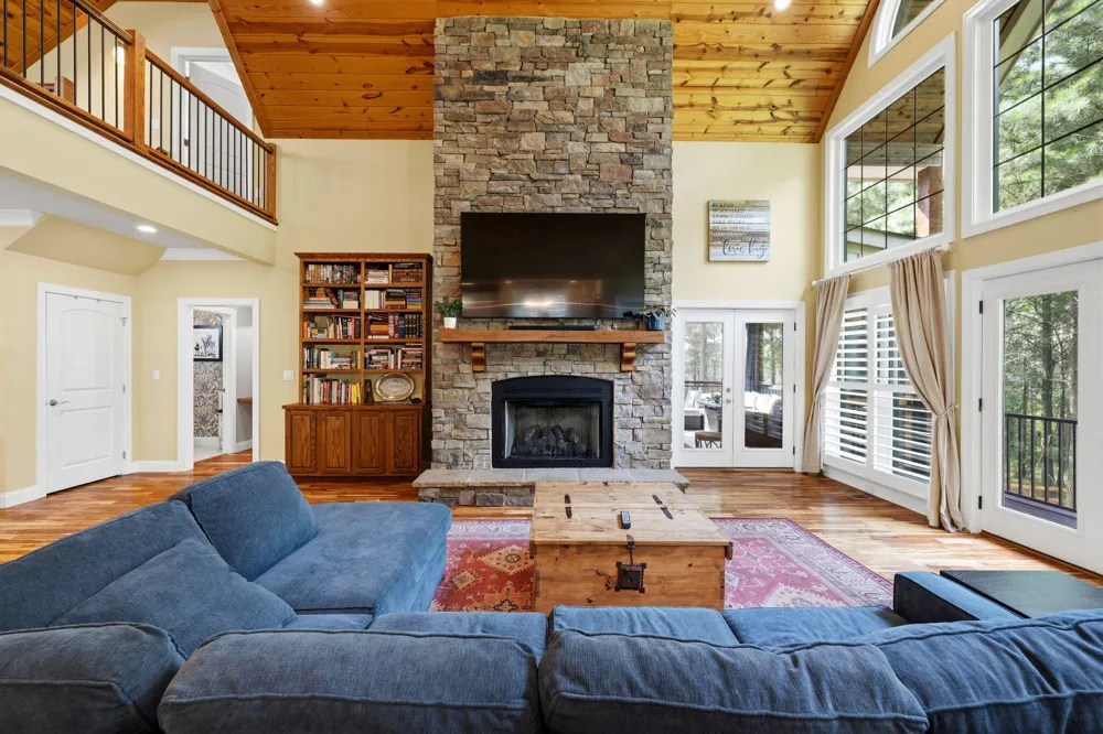 365 Lookout View Drive Jasper, TN 37347