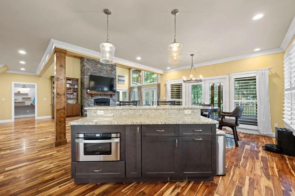 365 Lookout View Drive Jasper, TN 37347