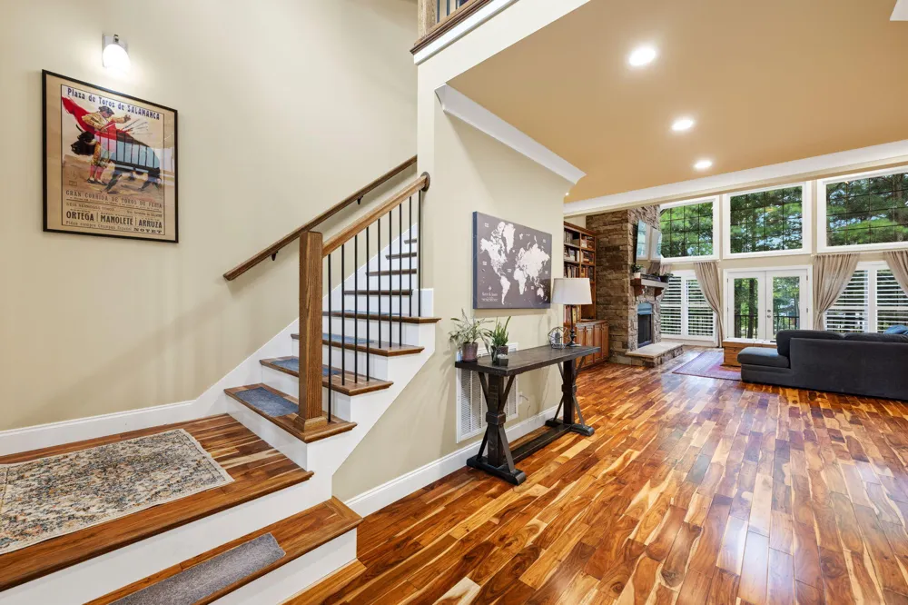 365 Lookout View Drive Jasper, TN 37347