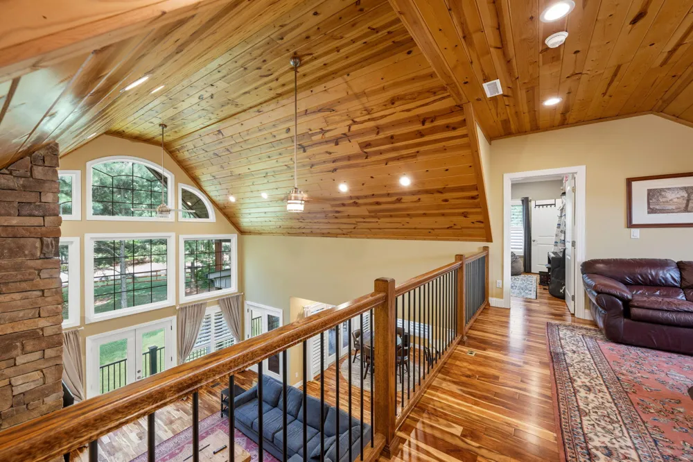 365 Lookout View Drive Jasper, TN 37347