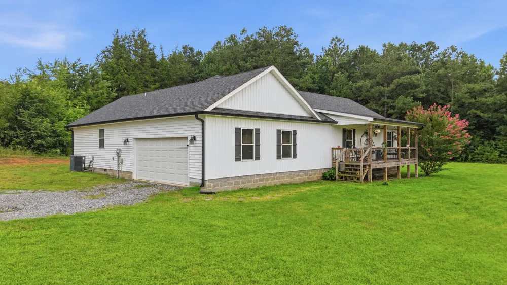 665 County Road 48 Athens, TN 37303