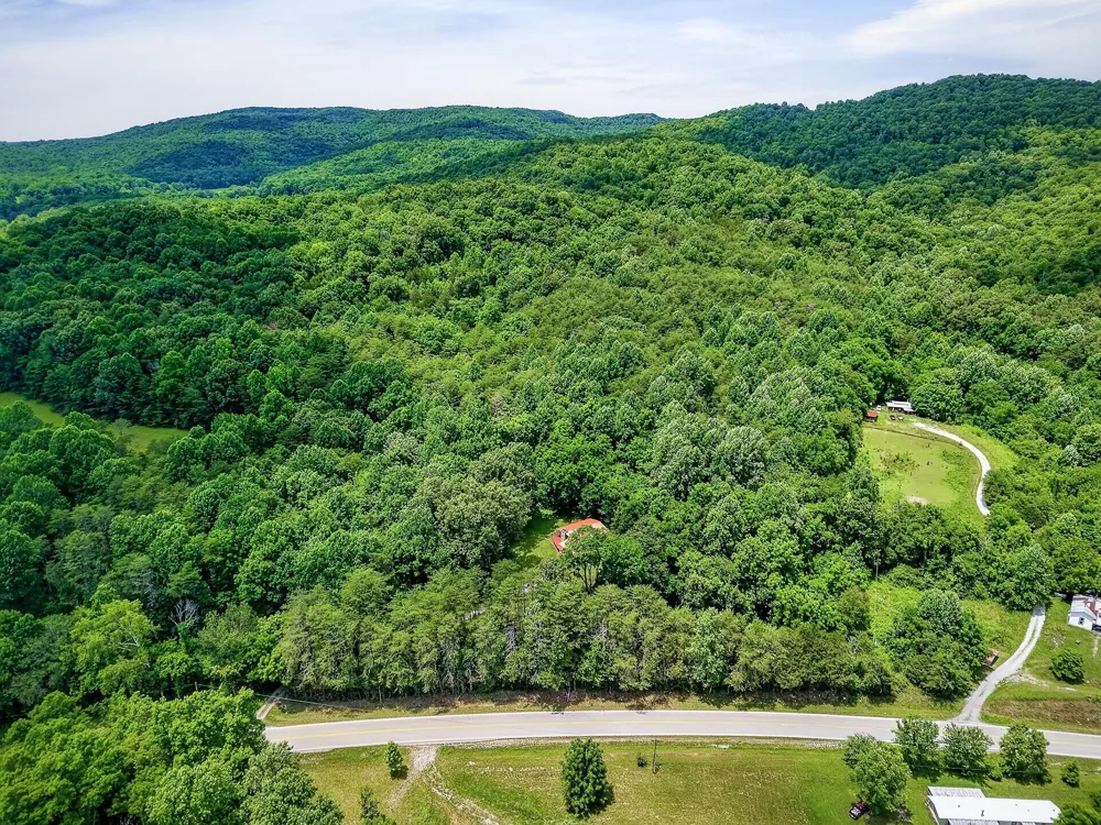 9249 Monterey Highway Sparta, TN 38583