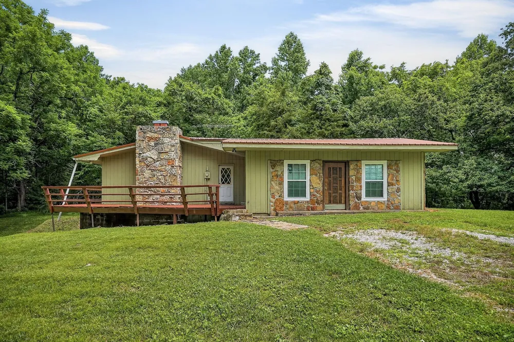 9249 Monterey Highway Sparta, TN 38583