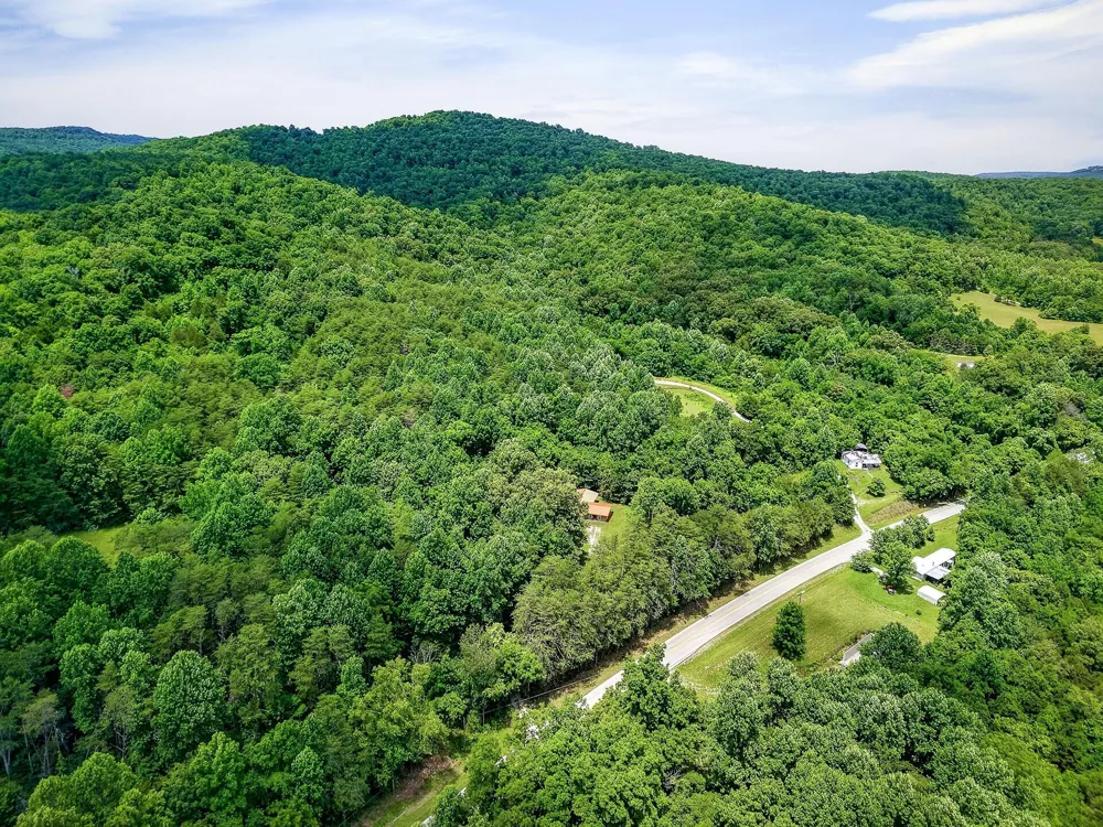 9249 Monterey Highway Sparta, TN 38583