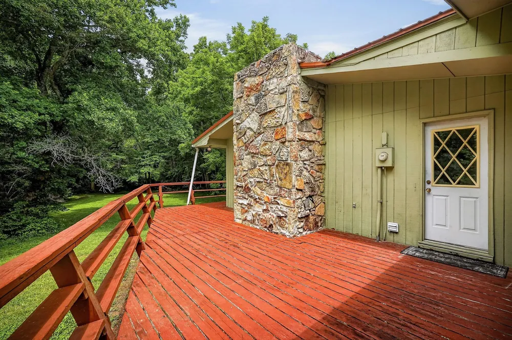 9249 Monterey Highway Sparta, TN 38583