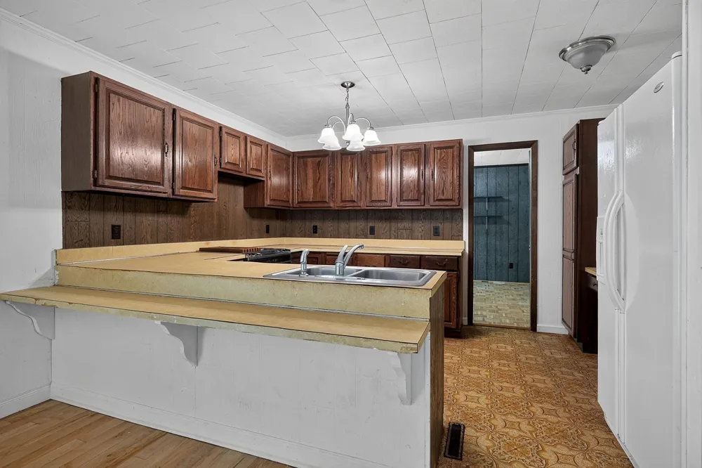 9249 Monterey Highway Sparta, TN 38583