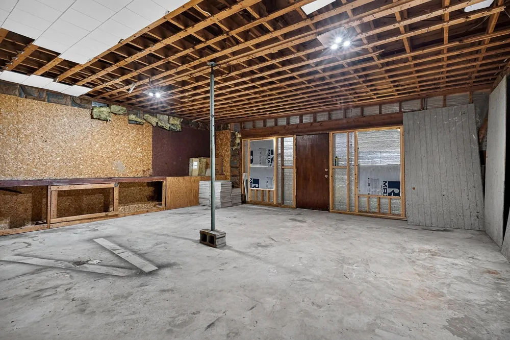 9249 Monterey Highway Sparta, TN 38583
