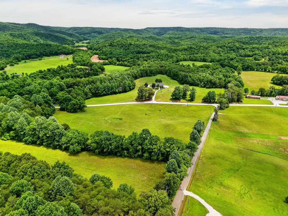 9249 Monterey Highway Sparta, TN 38583