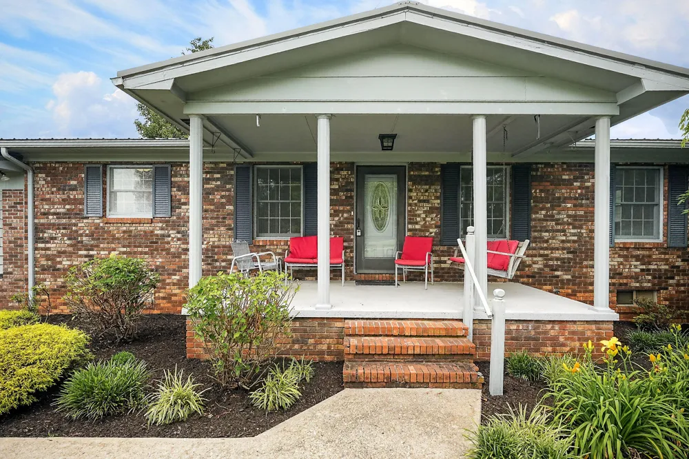 960 Country Club Road Sparta, TN 38583