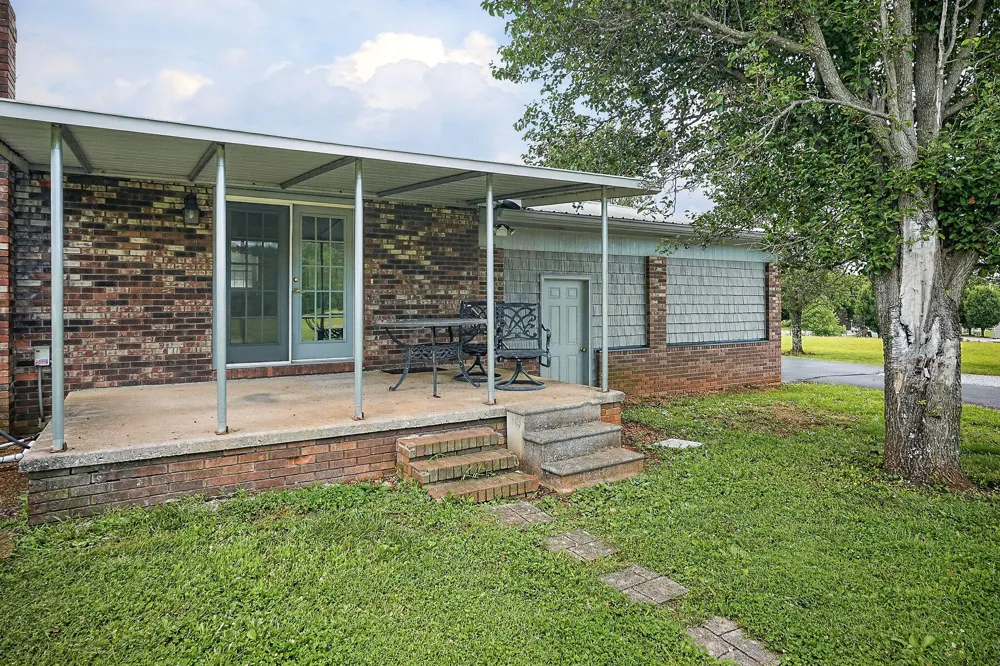 960 Country Club Road Sparta, TN 38583