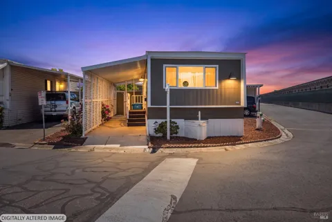 33 Catalpa Street ##33