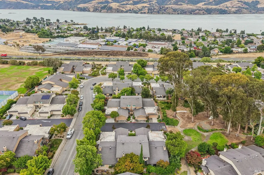 1140 Grove Circle Benicia, CA 94510