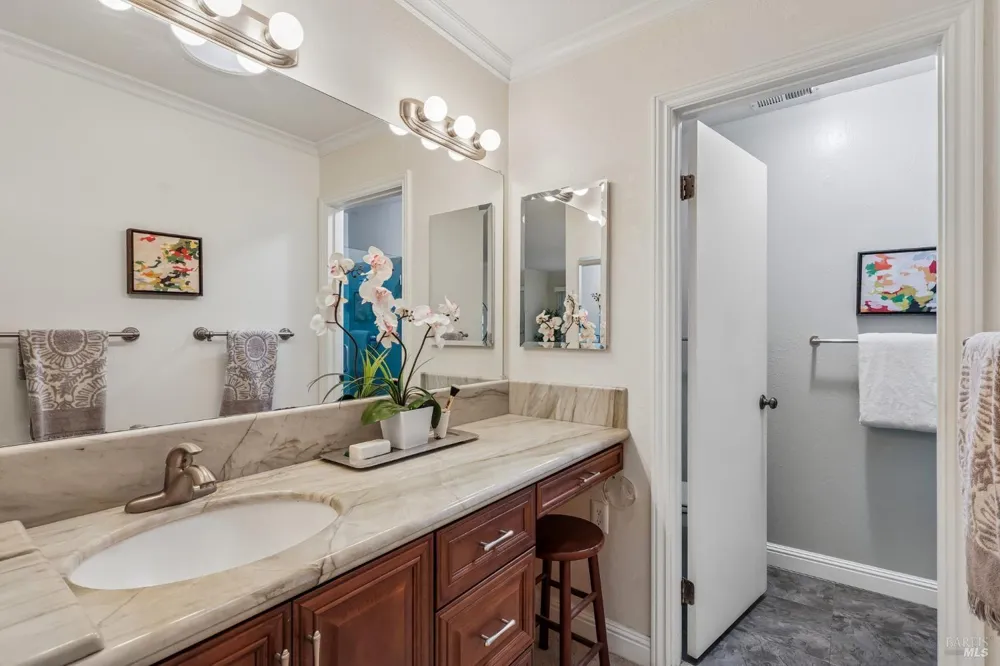 1140 Grove Circle Benicia, CA 94510