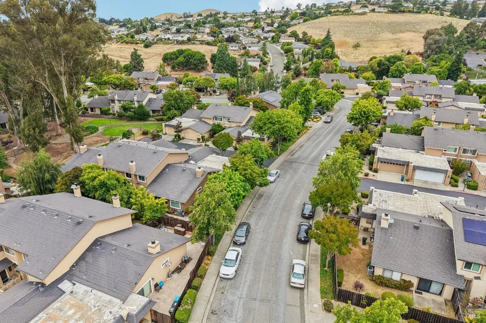 1140 Grove Circle Benicia, CA 94510