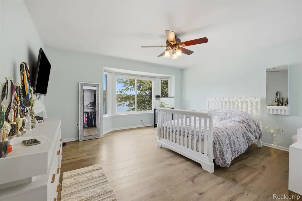 9669 Steephollow Drive White Lake Charter Township, MI 48386
