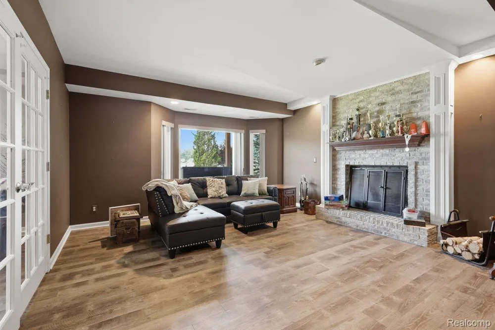 9669 Steephollow Drive White Lake Charter Township, MI 48386