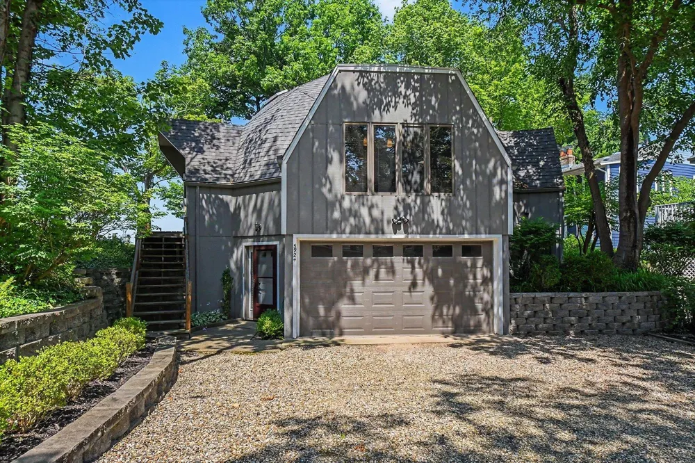 5924 Dunham Lane Stevensville, MI 49127