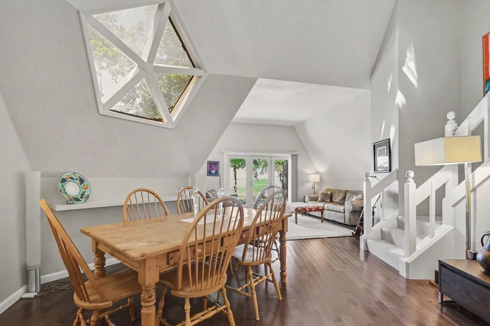 5924 Dunham Lane Stevensville, MI 49127