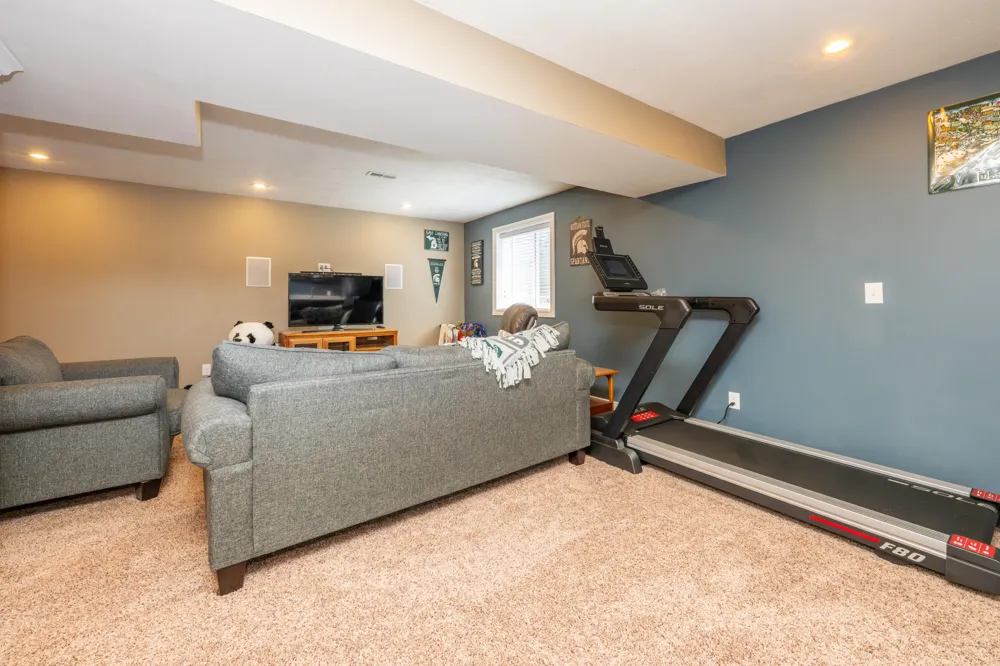 5891 Racine Drive Lincoln Charter Township, MI 49127