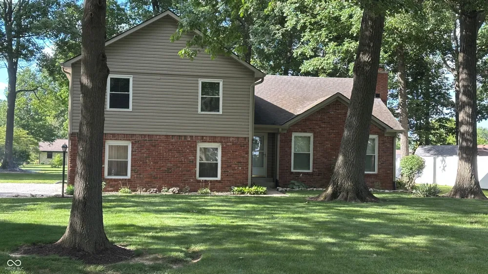 1336 S Heron Drive E New Palestine, IN 46163
