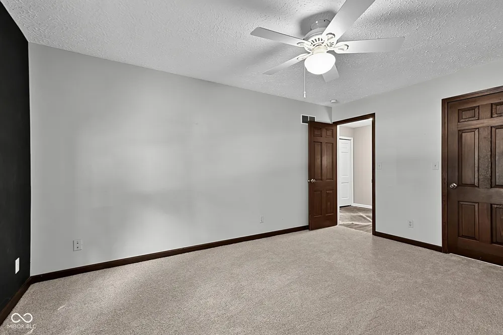 1336 S Heron Drive E New Palestine, IN 46163
