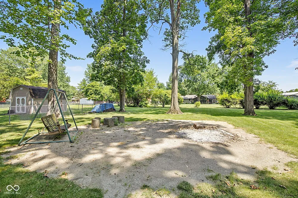 1336 S Heron Drive E New Palestine, IN 46163