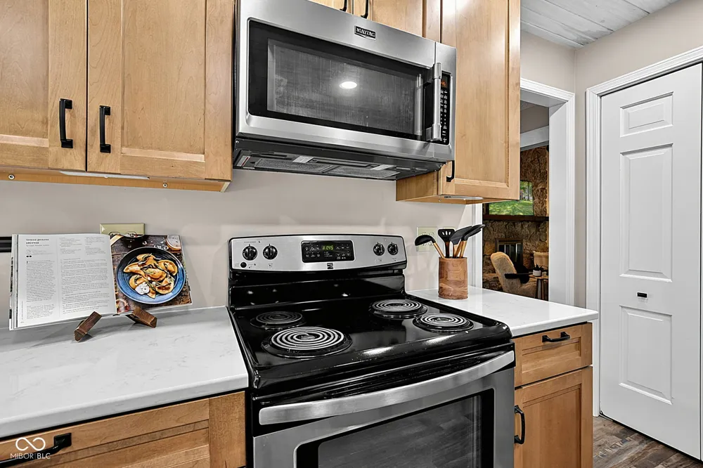1336 S Heron Drive E New Palestine, IN 46163