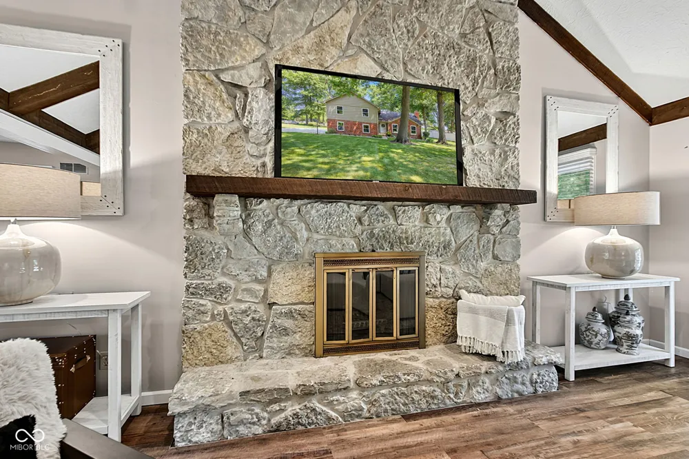 1336 S Heron Drive E New Palestine, IN 46163