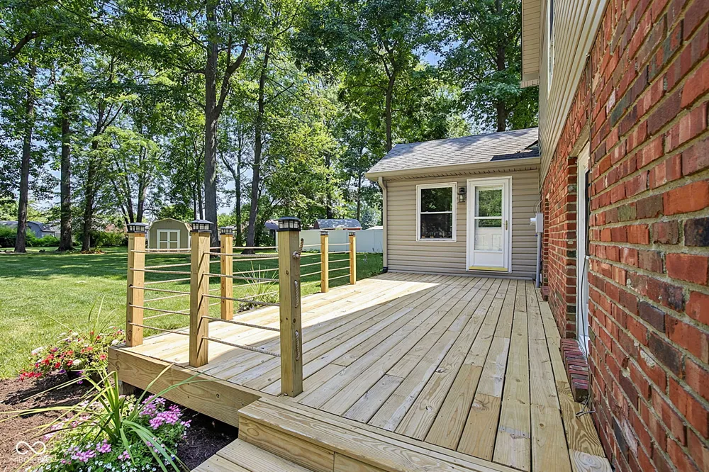 1336 S Heron Drive E New Palestine, IN 46163