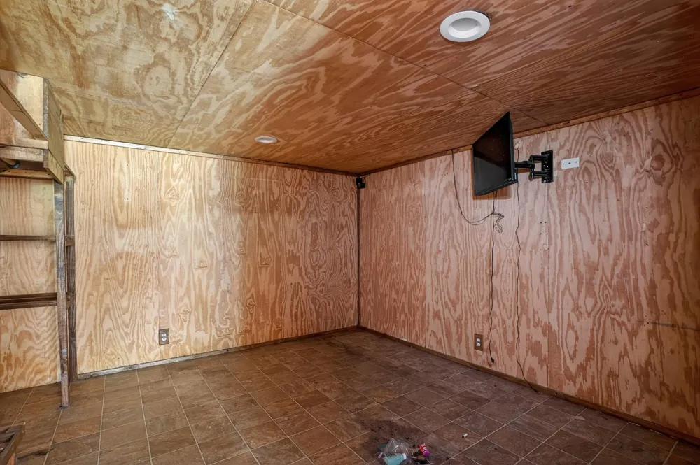 103 Perry Drive Coldspring, TX 77331