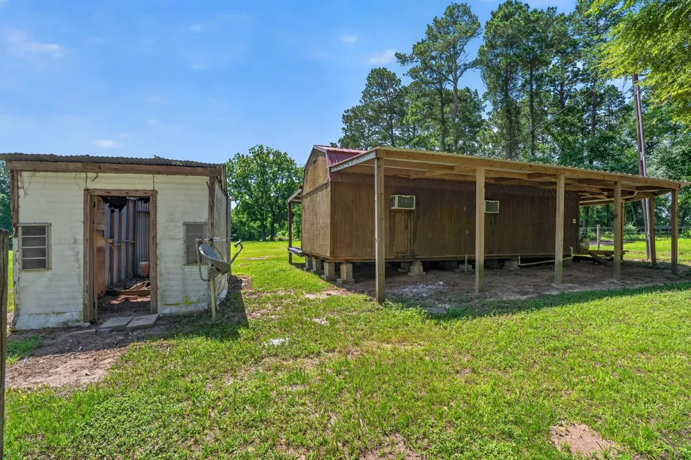 103 Perry Drive Coldspring, TX 77331